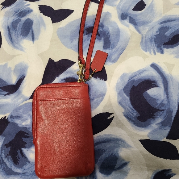 Coach Legacy Coral Wallet - Picture 2 of 7